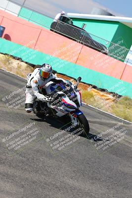 media/Oct-15-2022-TrackXperience (Sat) [[8f70b8b0be]]/Group 2/session 2 turn 3 and 4/